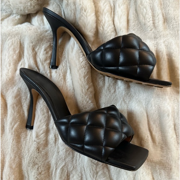 Bottega Veneta Quilted Leather Mule Sandals - Picture 6 of 13